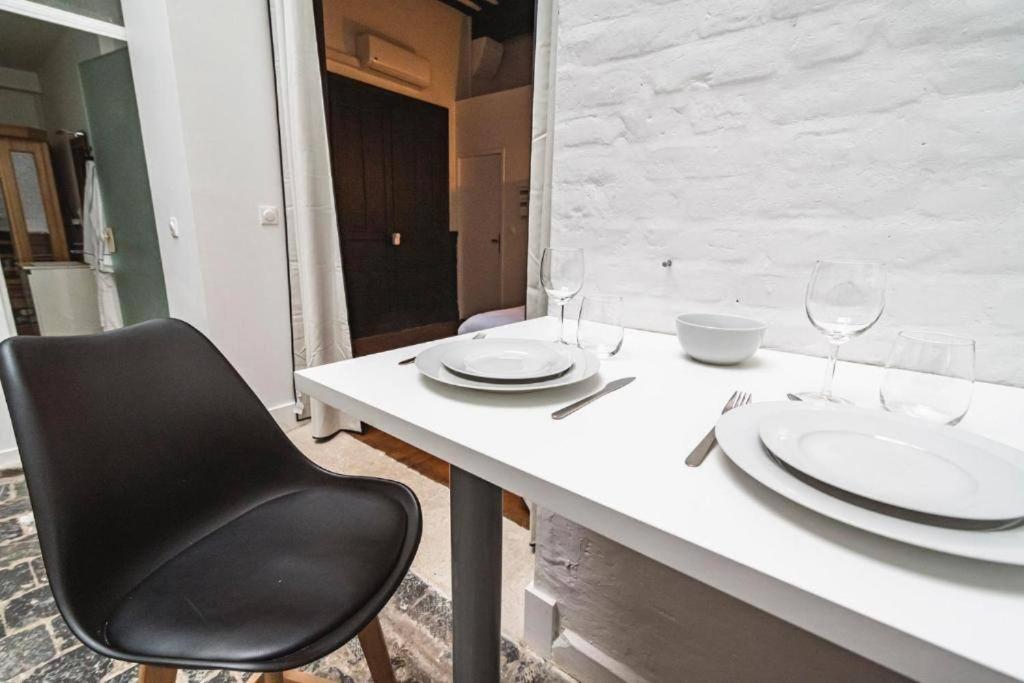 Appartement Steam, Baignoire Balneo Et Clim à Reims Extérieur photo