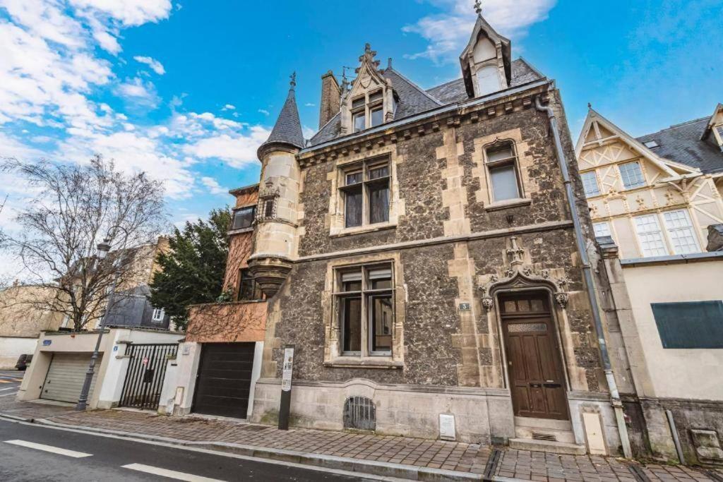 Appartement Steam, Baignoire Balneo Et Clim à Reims Extérieur photo